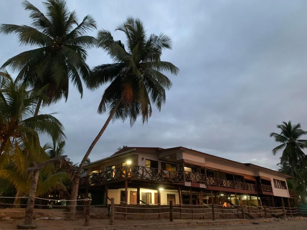 Seaside Travellers Inn Kinarut Eksteriør billede
